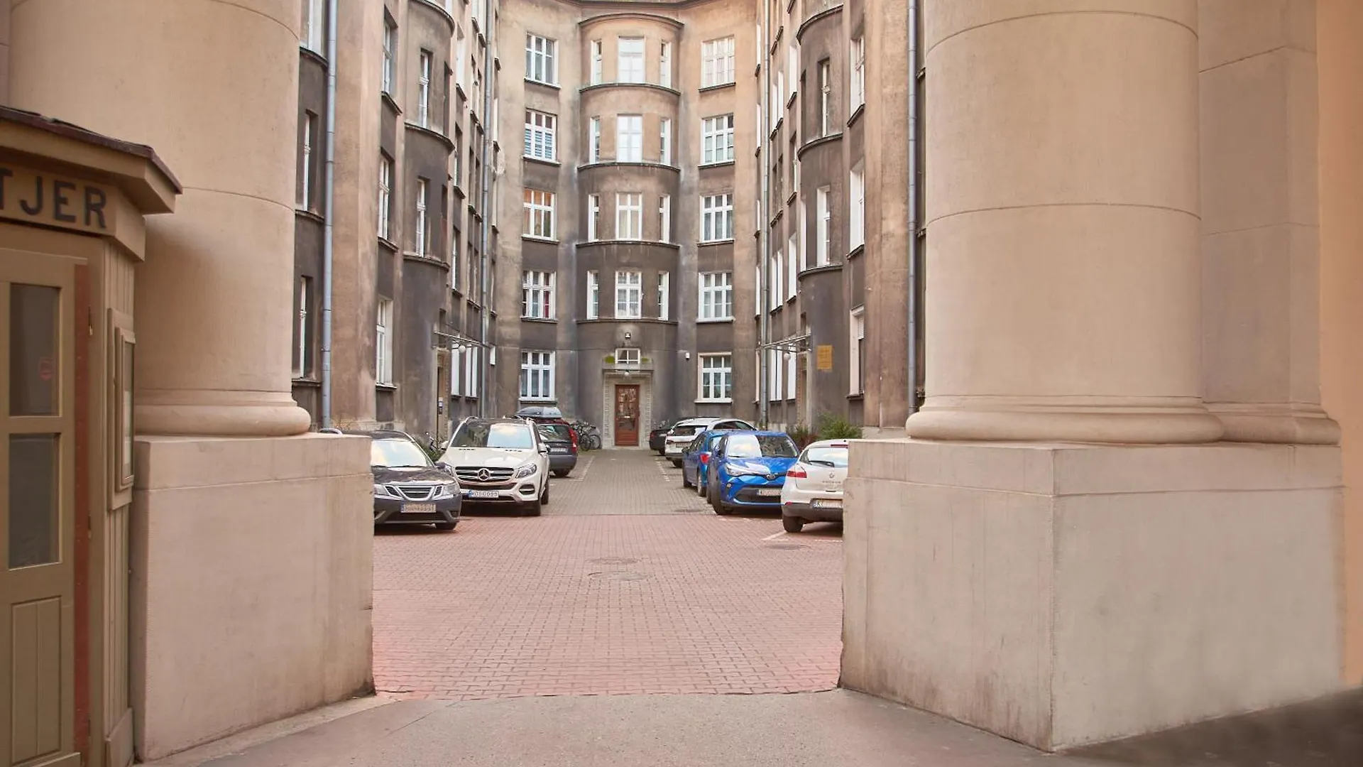 A Cozy Apartment In The Heart Of The City Krakow
