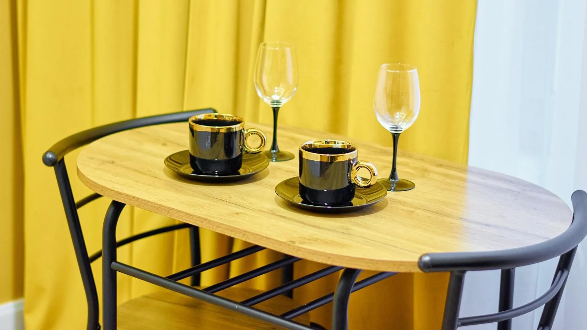 A Cozy Apartment In The Heart Of The City Krakow Poland