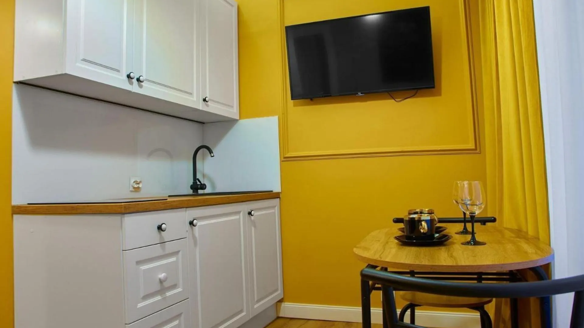 A Cozy Apartment In The Heart Of The City Krakow 0*,